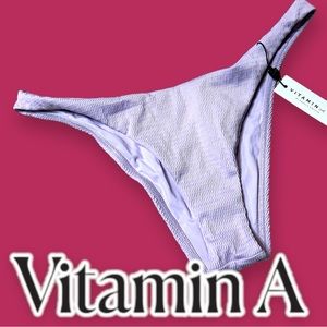 NWT Vitamin A Cali High Leg Bikini Bottoms in Textured Lilac. Size 12/XL 👙🏝️